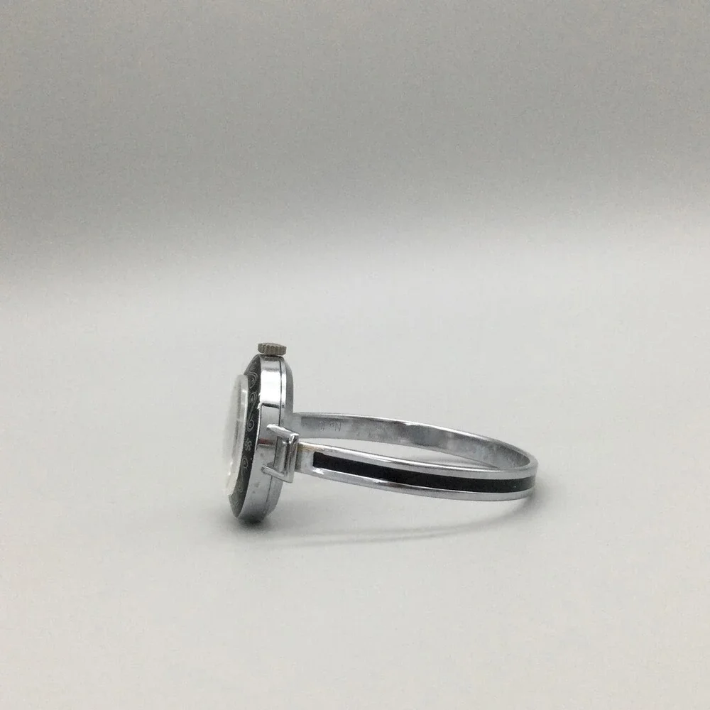 Vintage Chateau Womens Watch 29mm Silver Tone Dial Bangle Manual Swiss
